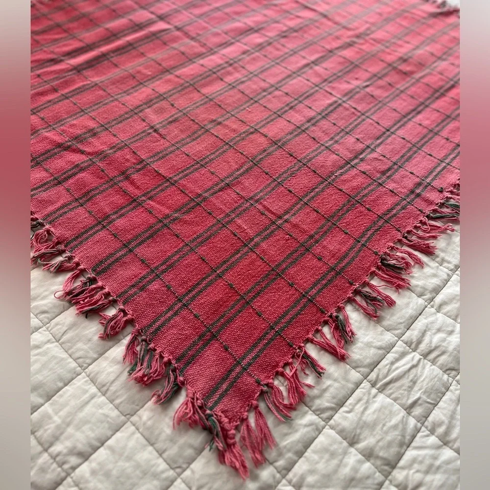 Vintage red green plaid cotton fringe throw blanket | Cabincore | 53 x 44